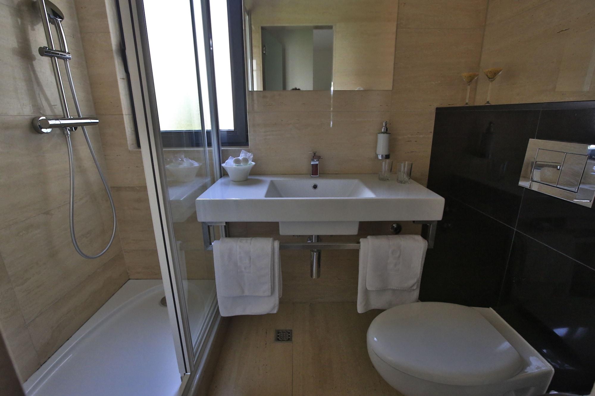 פודסטראנה Beach Hotel Split מראה חיצוני תמונה