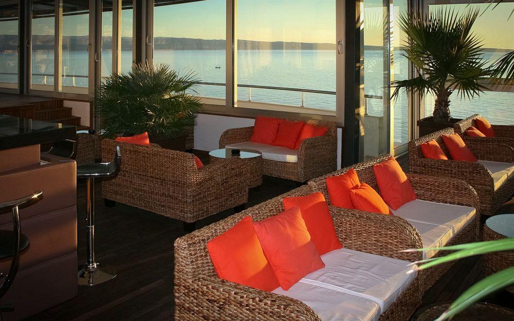 פודסטראנה Beach Hotel Split מראה חיצוני תמונה