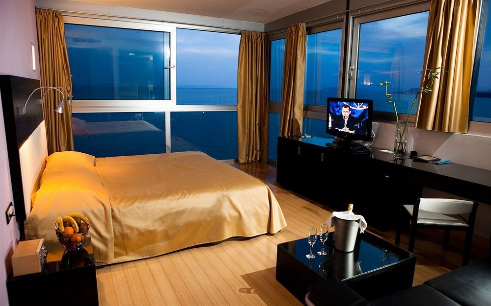 פודסטראנה Beach Hotel Split מראה חיצוני תמונה