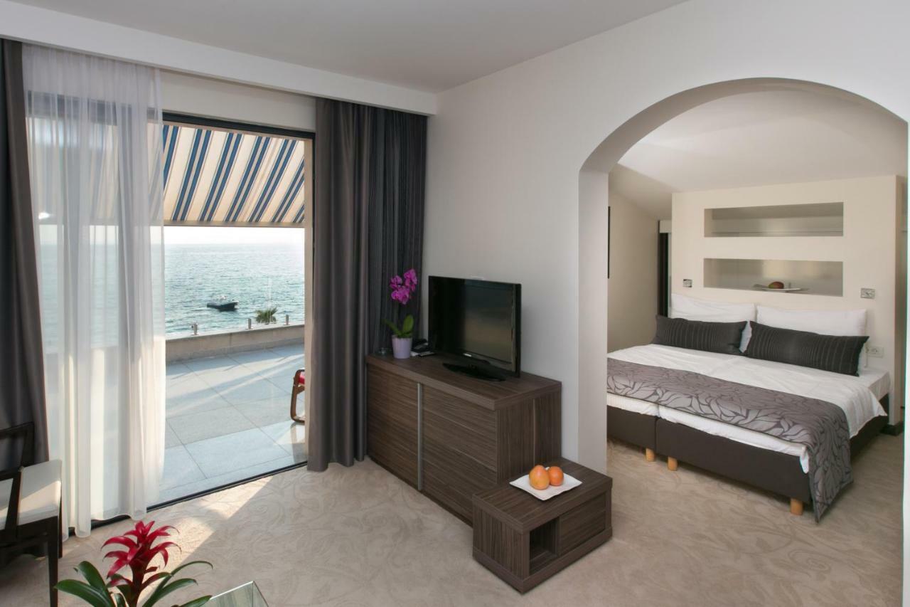 פודסטראנה Beach Hotel Split מראה חיצוני תמונה